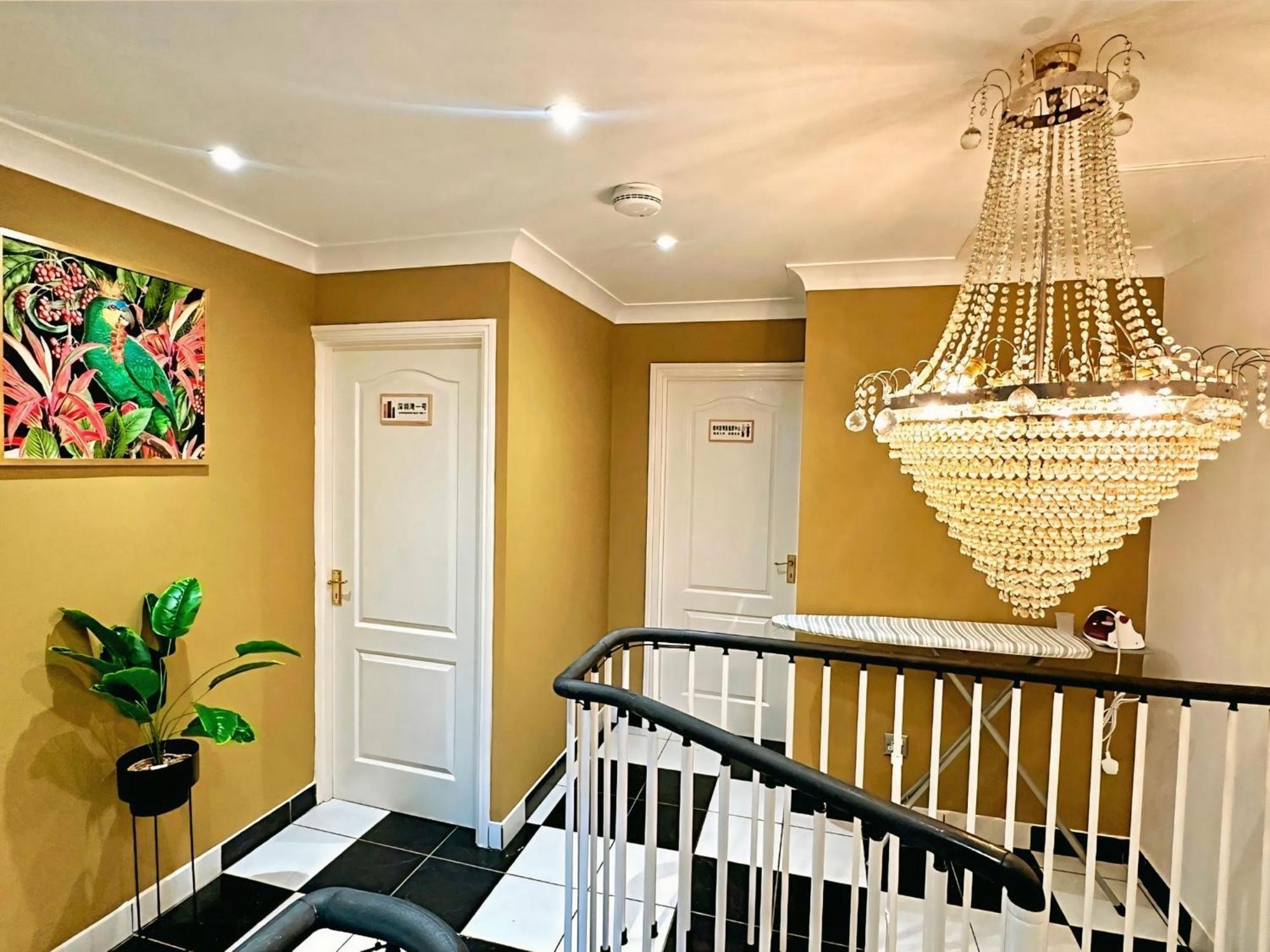 Charming 3-Bedroom House With Garden In Portsmouth, Close Parking, Train Station & Gunwharf Экстерьер фото